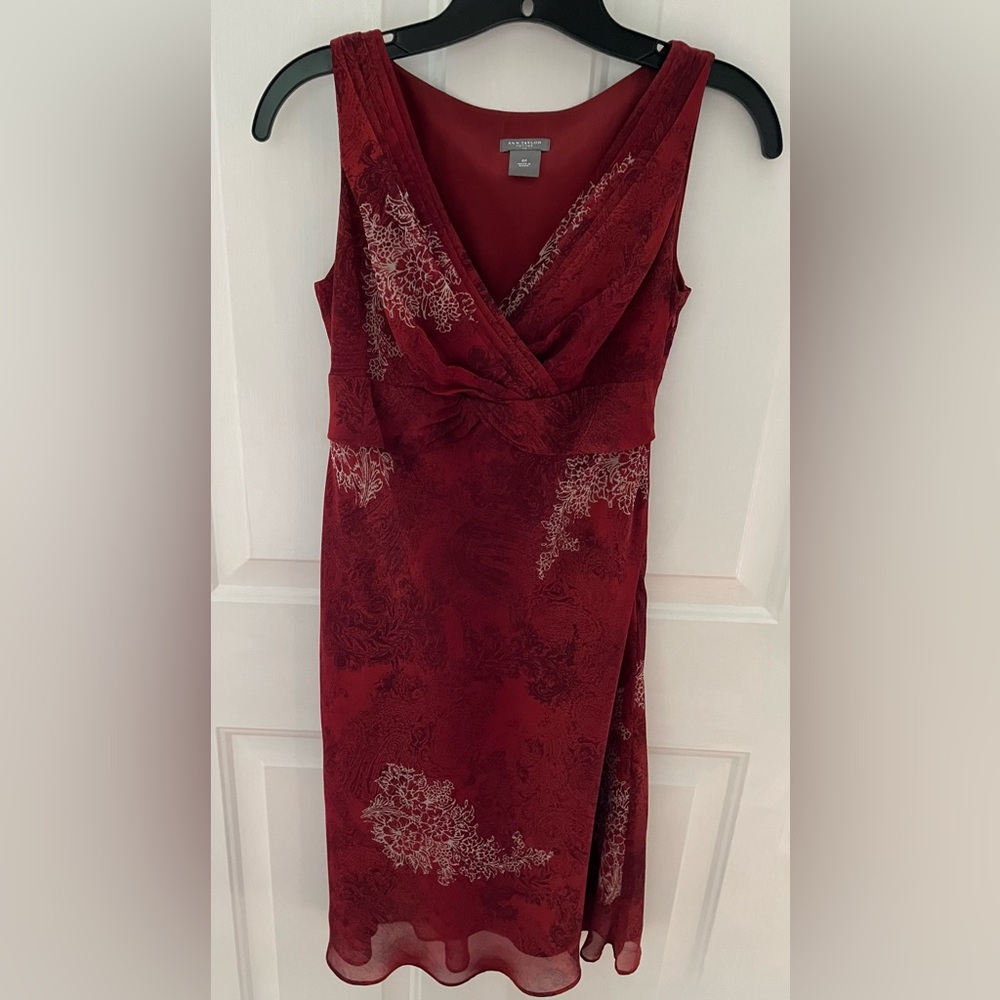 Ann Taylor Petite Rust-Color Floral Sleeveless Dress